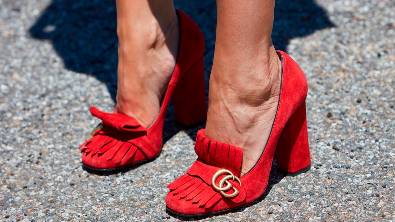 capa do post sobre sapatos de marcas de luxo na super sale extended