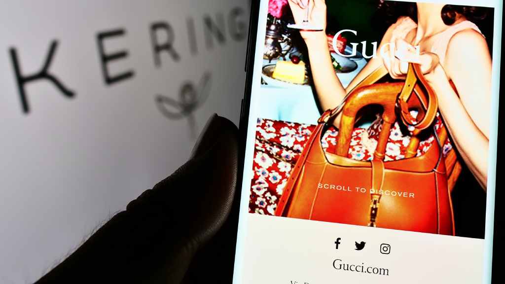 kering-grupo-dono-da-gucci-balenciaga-ysl-anuncia-novo-ceo-o-que-muda-com-a-chegada-de-luca-meo-180625