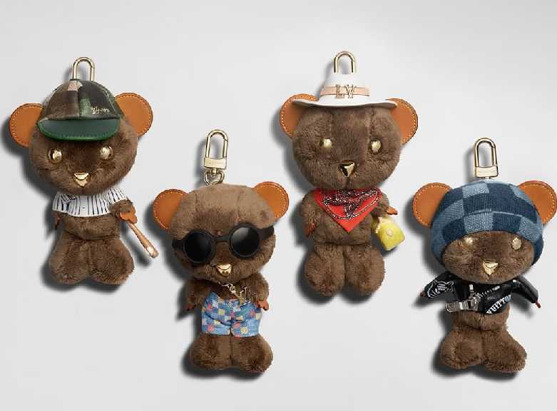 Fotos do Louis Bear: Novos Charms da Louis Vuitton criados por Pharrell com a mesma estética fun dos Labubus.