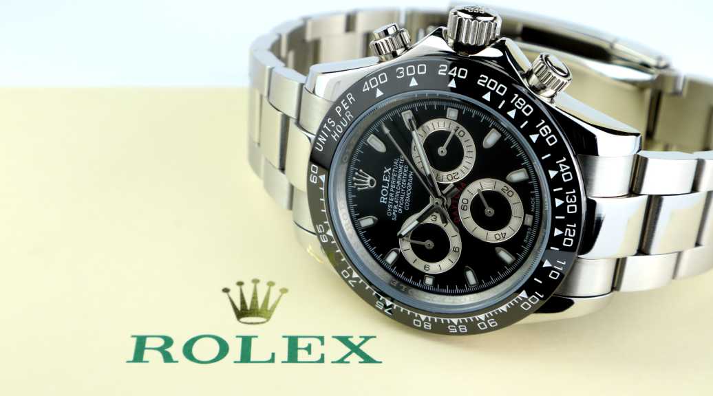 marcas-suicas-de-relogios-de-luxo-na-super-sale-mes-dos-namorados-do-etiqueta-unica-110625
