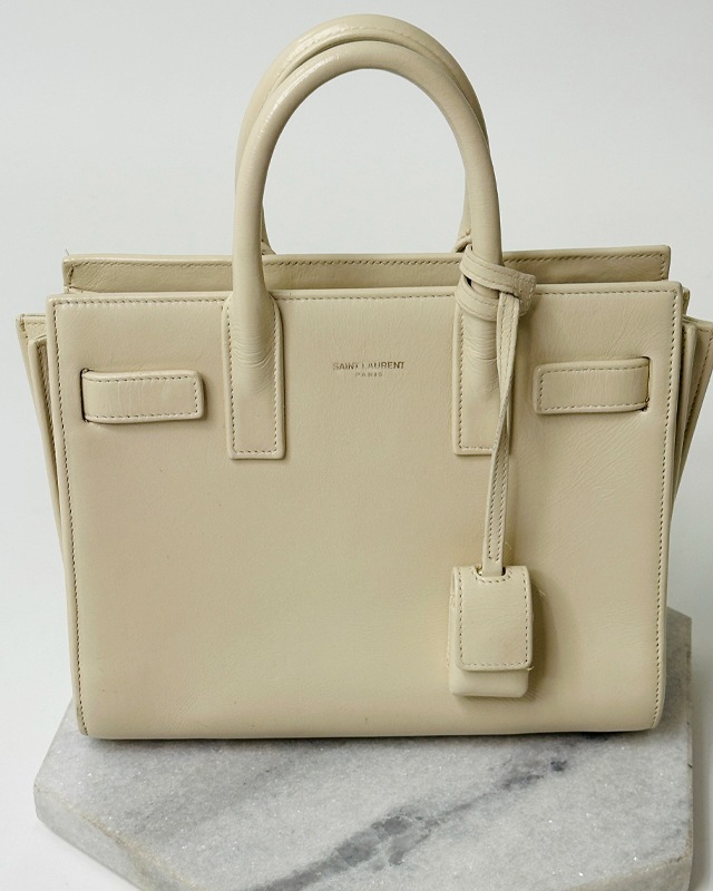 Bolsa Saint Laurent Sac de Jour. Clique na imagem e confira mais modelos!