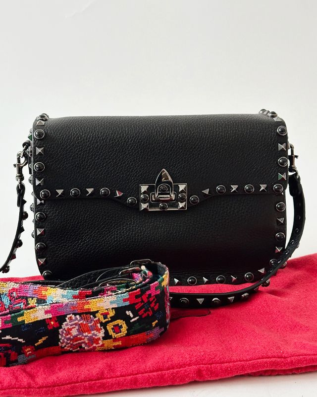 Bolsa Valentino Rockstud. Clique na imagem e confira mais modelos da marca!
