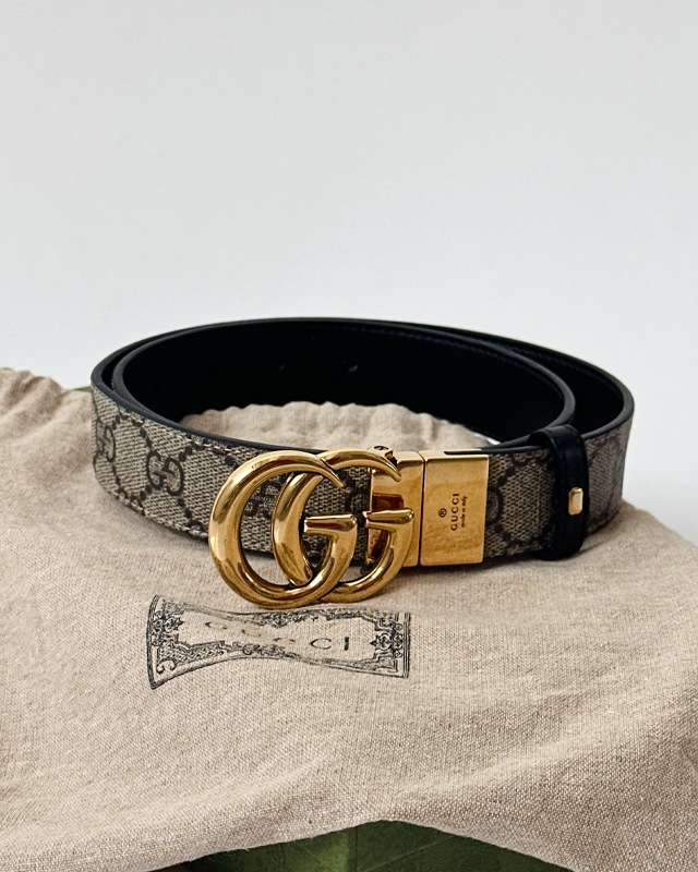 Cinto Gucci G Interlocking. Clique na imagem e confira mais modelos da marca!