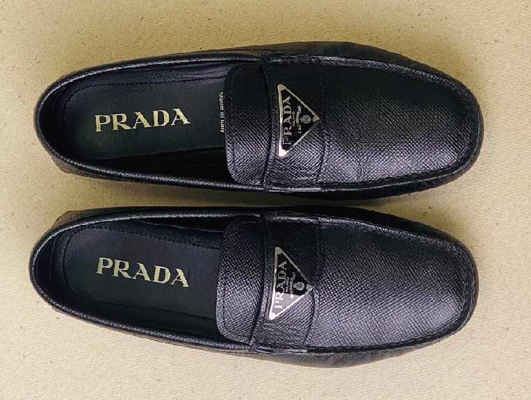 Foto de loafer masculino.