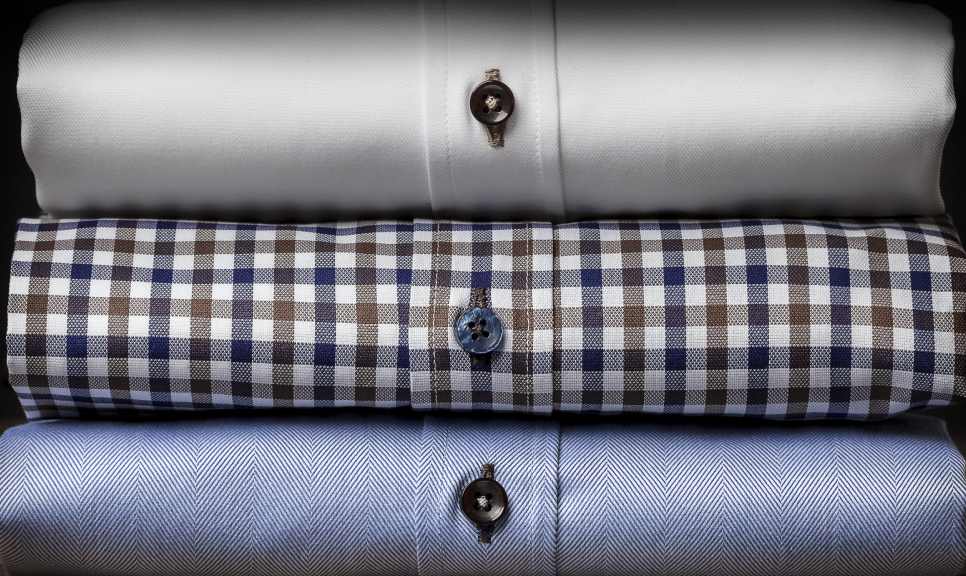 Descubra as melhores marcas de camisaria masculina para presentear com estilo neste Dia dos Pais. Elegância, caimento e sofisticação no presente ideal.