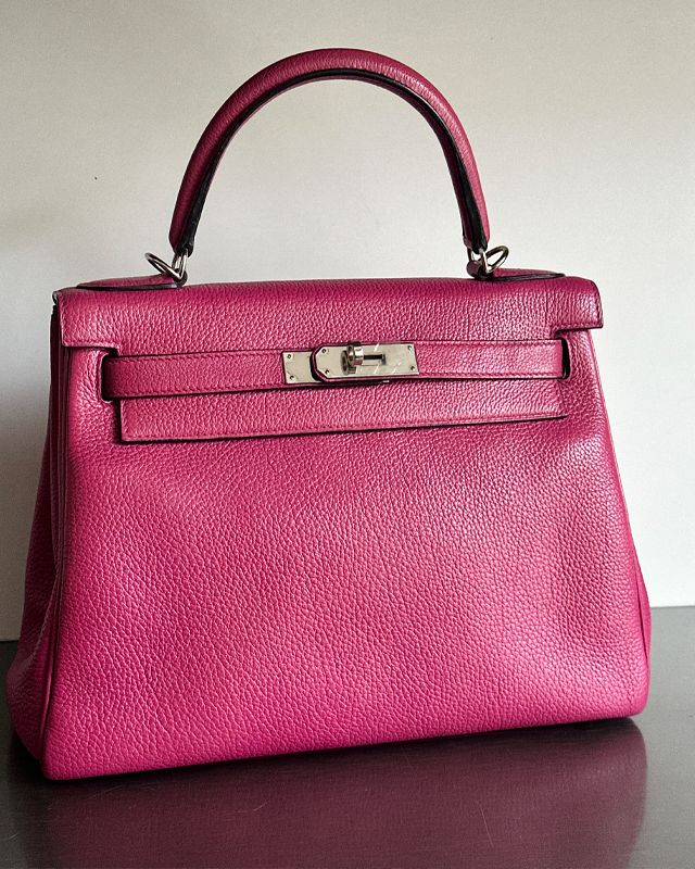 Bolsa Hermès Kelly. Clique na imagem e confira mais modelos da marca!