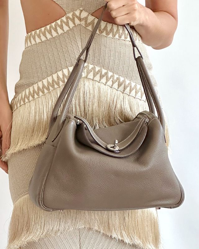 Bolsa Hermès Lindy. Clique na imagem e confira mais modelos da marca!