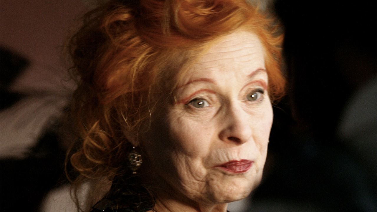 Foto da estilista britânica Vivienne Westwood.