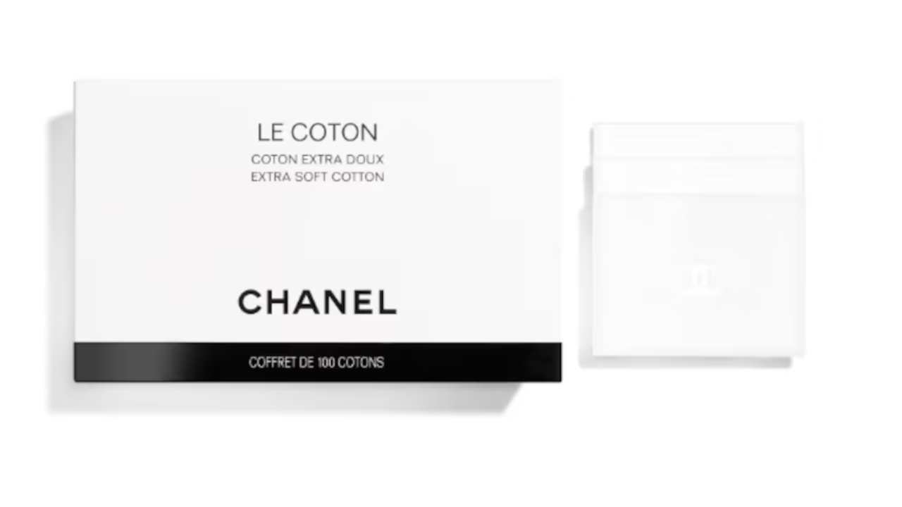 Foto de caixa de algodão o acessório da Chanel mais barato hoje.