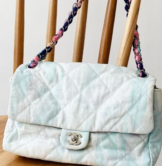 Foto de bols chanel uma das novidades de marcas famosas no etiqueta única.