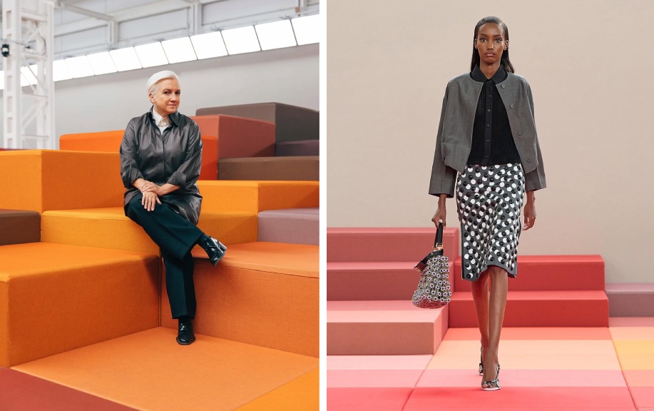 Foto de Silvia Venturini Fendi ao lado de um dos looks da sua última coleção como diretora criativa.