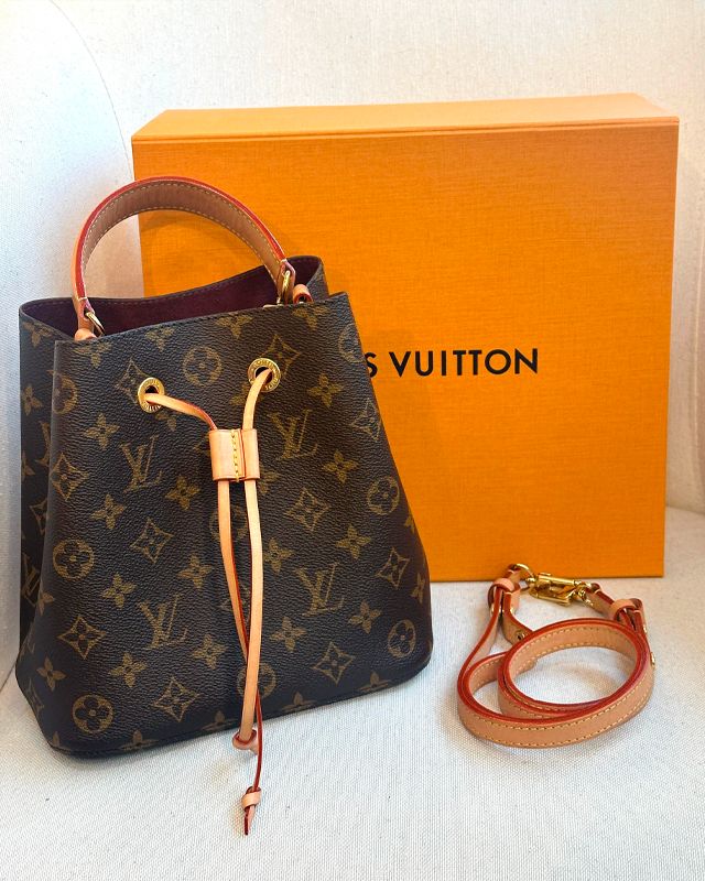 Bolsa Louis Vuitton Noé. Clique na imagem e confira mais modelos da marca!