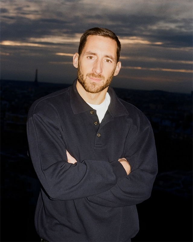 Antonin Tron. (Foto: Reprodução/Instagram @balmain)