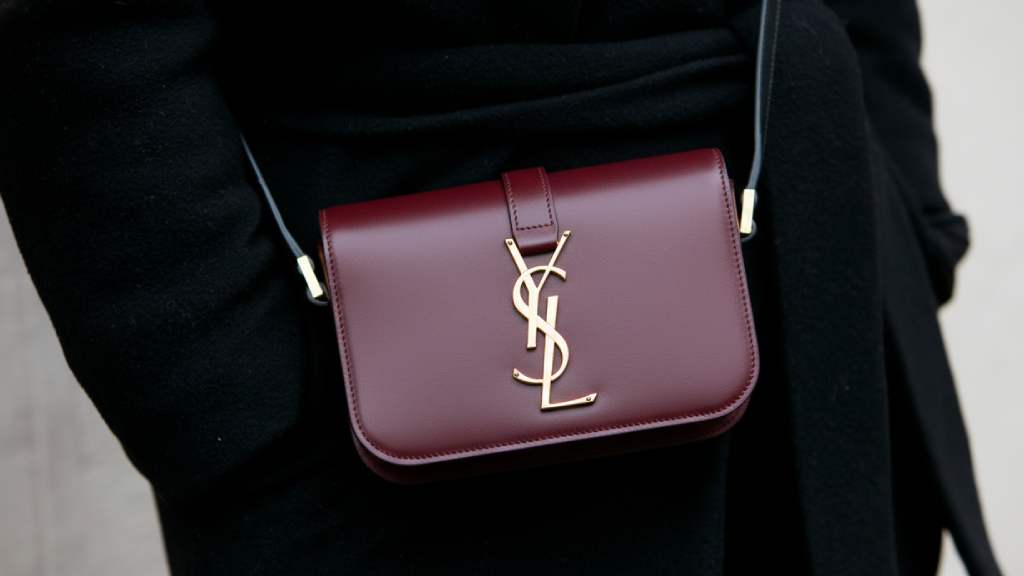 Saint Laurent: Saiba por que o Calendário do Advento Rive Droite 2025 virou objeto de desejo super disputado em todo o mundo.