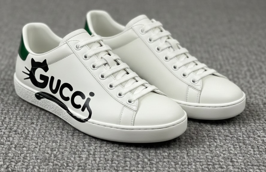 Foto do Tênis  feminino Gucci Ace Kitten.