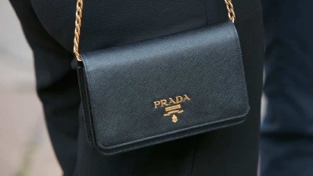 Yang Mi se torna a nova embaixadora Prada: Por que essa escolha faz sentido?