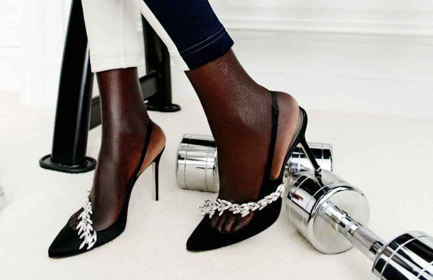 Foto do Sapato da Balenciaga X Manolo Blahnik.