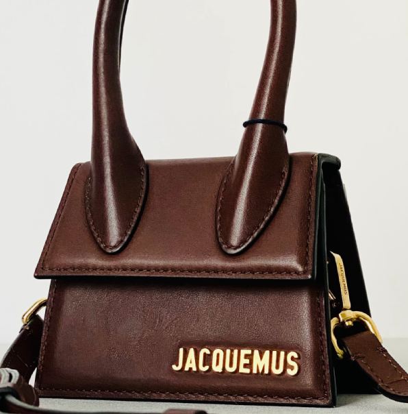 Foto da bolsa mais famosa da Jacquemus, a Le Chiquito.