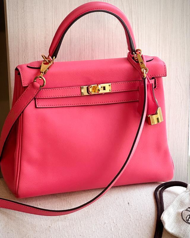 Bolsa Hermès Kelly. Clique na imagem e confira mais modelos!