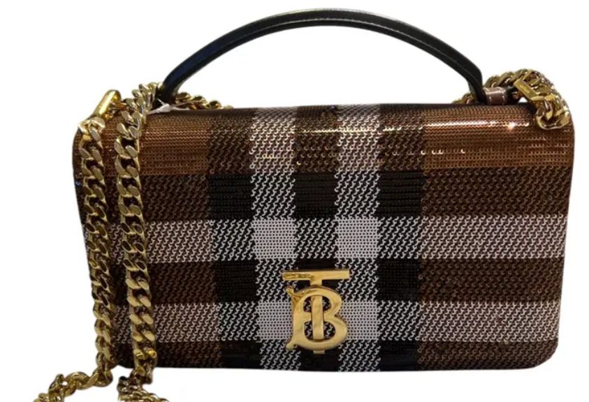 Foto da Bolsa Burberry Lola Nunca Usada na Summer Sale do Etiqueta Única.