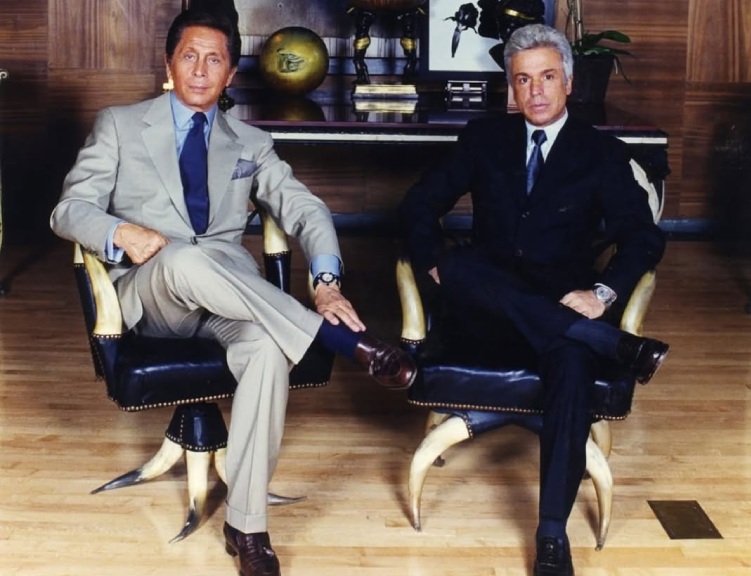 Foto de Valentino Garavani ao lado de Giancarlo Giammetti.