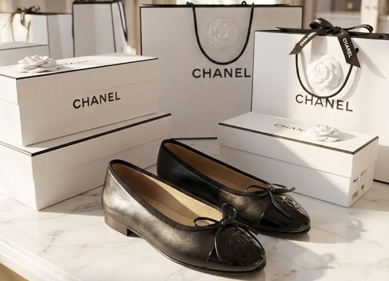 Foto de sapatilha Chanel.