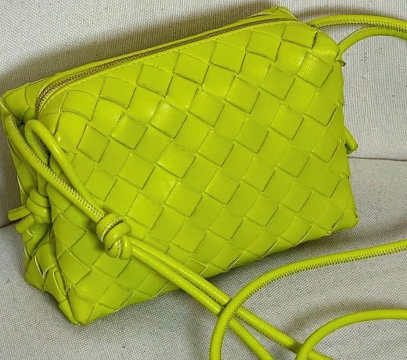 Foto da Bolsa Loop, uma das novidades Bottega Veneta no Etiqueta Única.