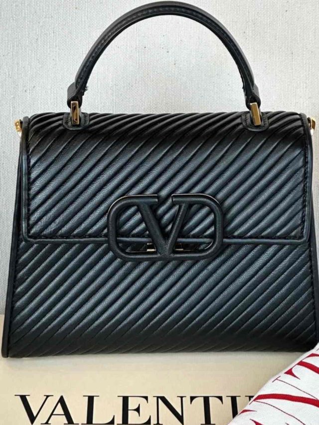 Presentes Valentino para o Valentine’s Day: Ícones que Emocionam