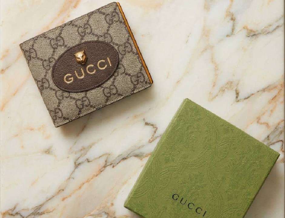 Foto de Carteira Gucci Bifold Neo Vintage Monogram.