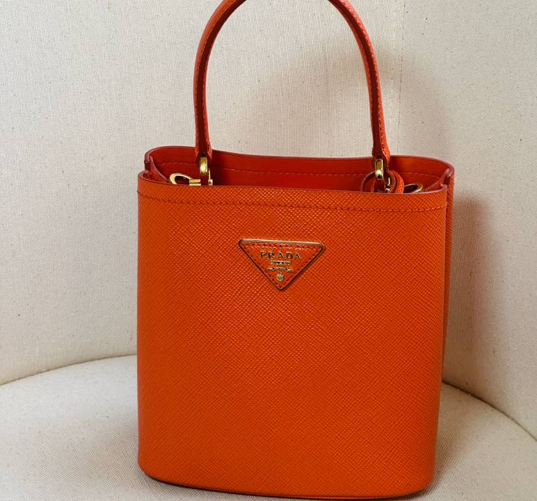 Foto da Bolsa Prada Panier.