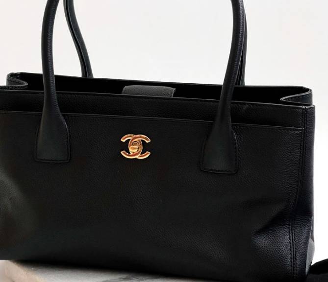 Foto de uma das bolsas de luxo da Chanel no Mês do Consumidor, modelo Cerf.