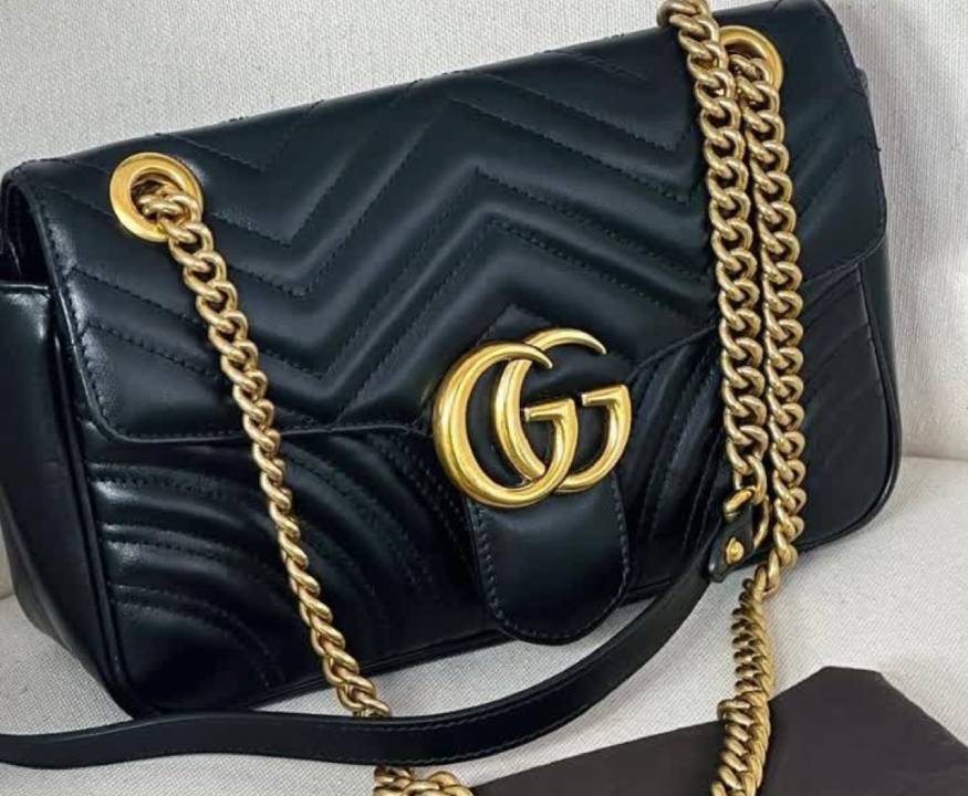 Foto de bolsa de luxo Gucci Marmont.
