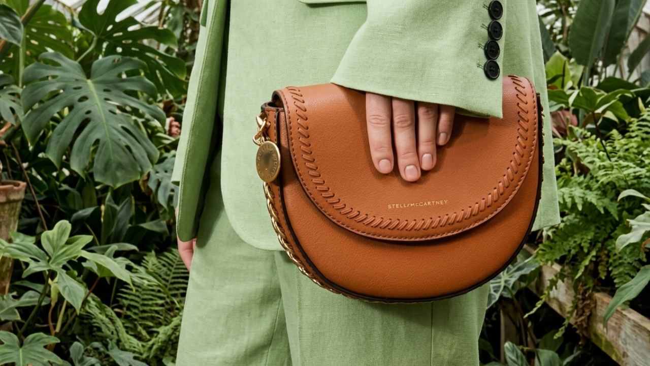 Entenda como a sustentabilidade na moda ganha nova força com conselho criado por H&M e Stella McCartney e grupo de mulheres incluindo Anitta.