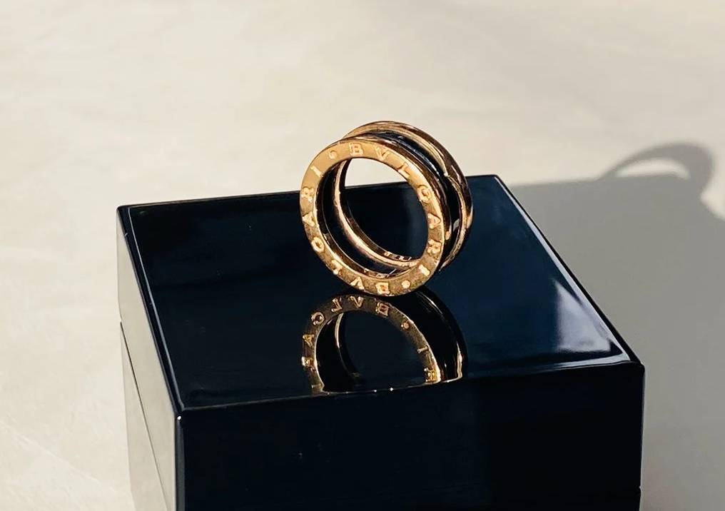 Foto de Anel B.Zero1 da Bvlgari.