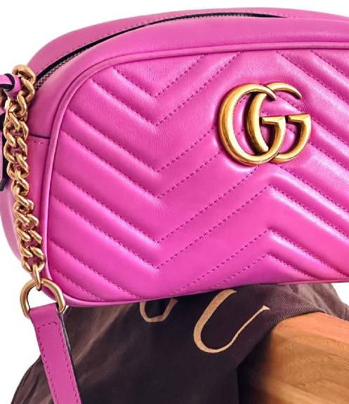 Foto da Gucci Marmont em versão Camera Bag.