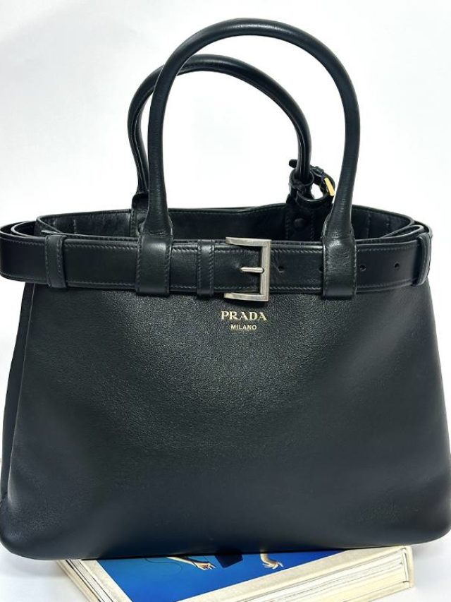 As Bolsas Mais Elegantes da Prada na Super Sale Mês das Mães