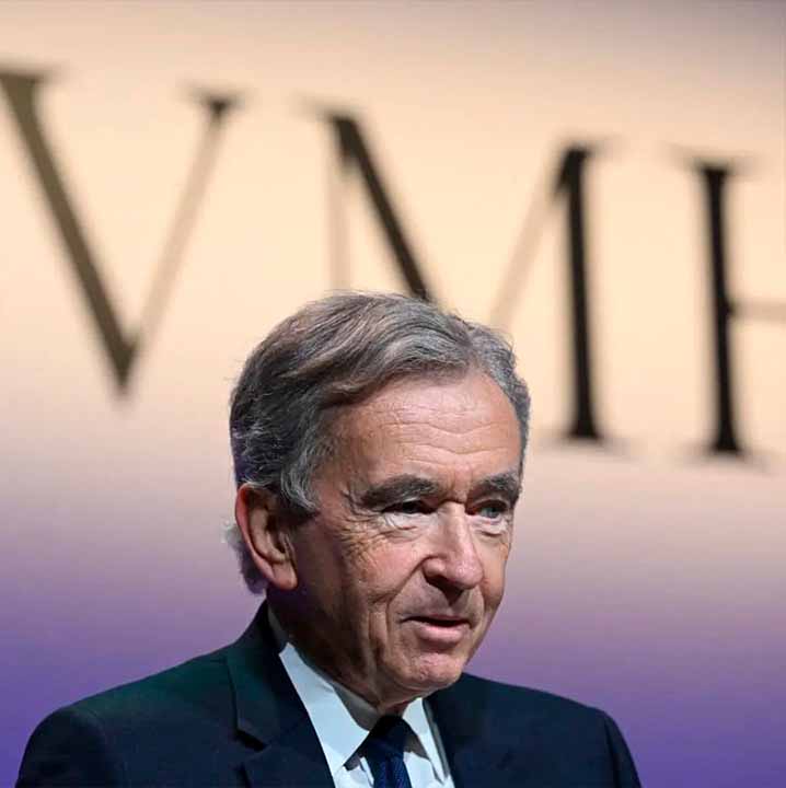 Foto de Bernard Arnauld proprietário do Grupo LVMH. 
