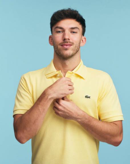 Foto de Pierre Gasly o novo Embaixador da Lacoste.
