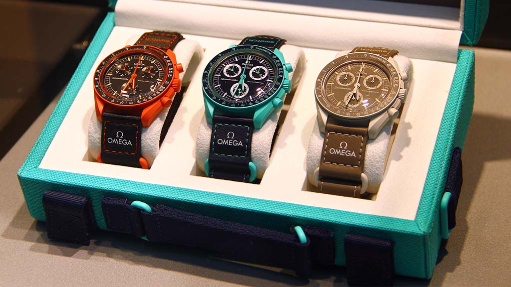 Foto de relógios omega autênticos em second hand para comprar mais barato.