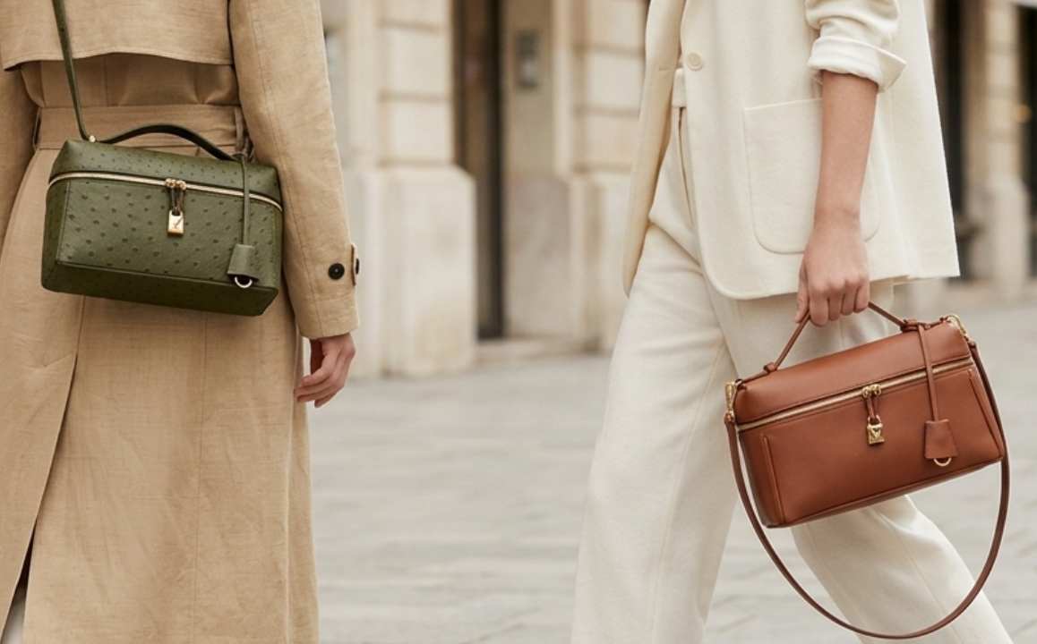 bolsas e roupas da marca loro piana conhecida pelo quiet luxury.