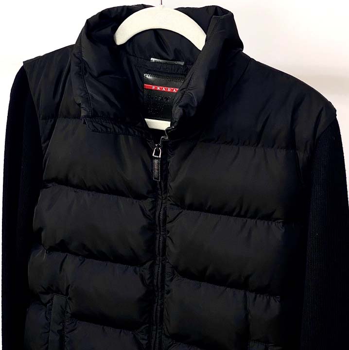 Casaco masculino de nylon da grife de luxo Prada.