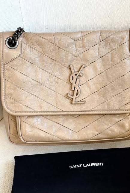 Bolsa YSL Niki.