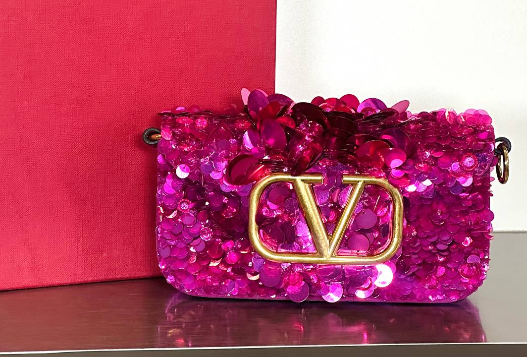 Bolsa Valentino seminova na second hand week do etiqueta única.