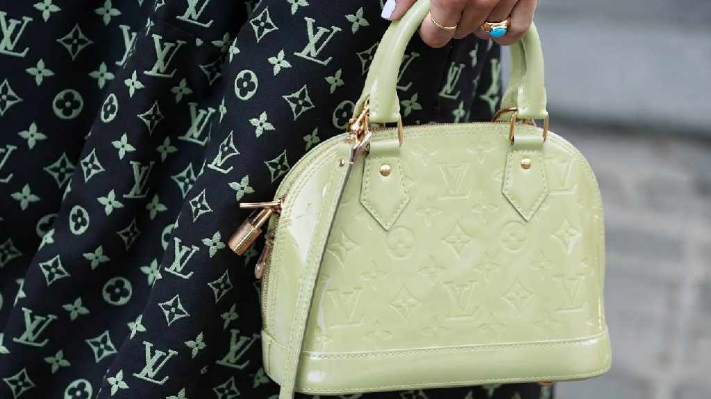 Bolsa Louis Vuitton Alma na Second Hand Week 2026.