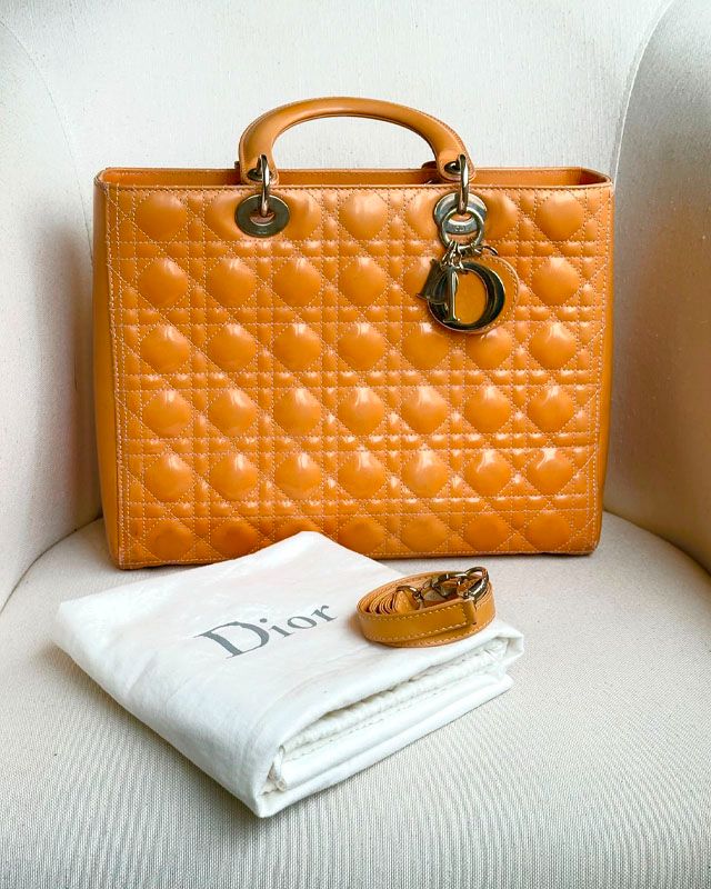 Bolsa Lady Dior. Clique na imagem e confira mais modelos!